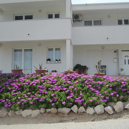 Apartments Veronika Pag Town Extérieur photo
