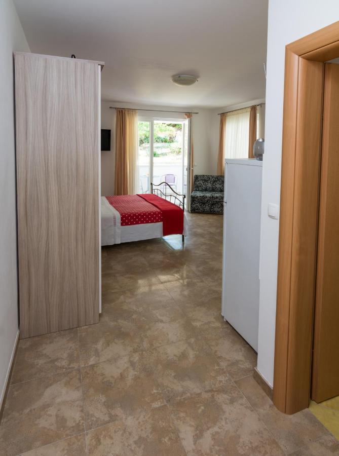 Apartments Veronika Pag Town Extérieur photo
